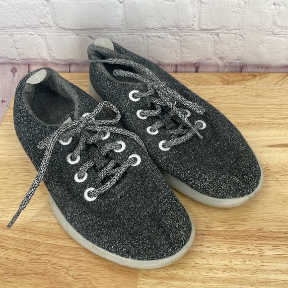 allbirds Shoes - Allbirds The Wool Runners Sneakers Slide On Extremely Comfy size 7 Grey Shoes